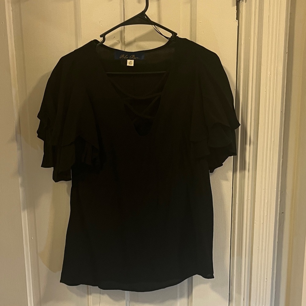 New Directions Elegant Black Blouse with Ruffle Sleeves